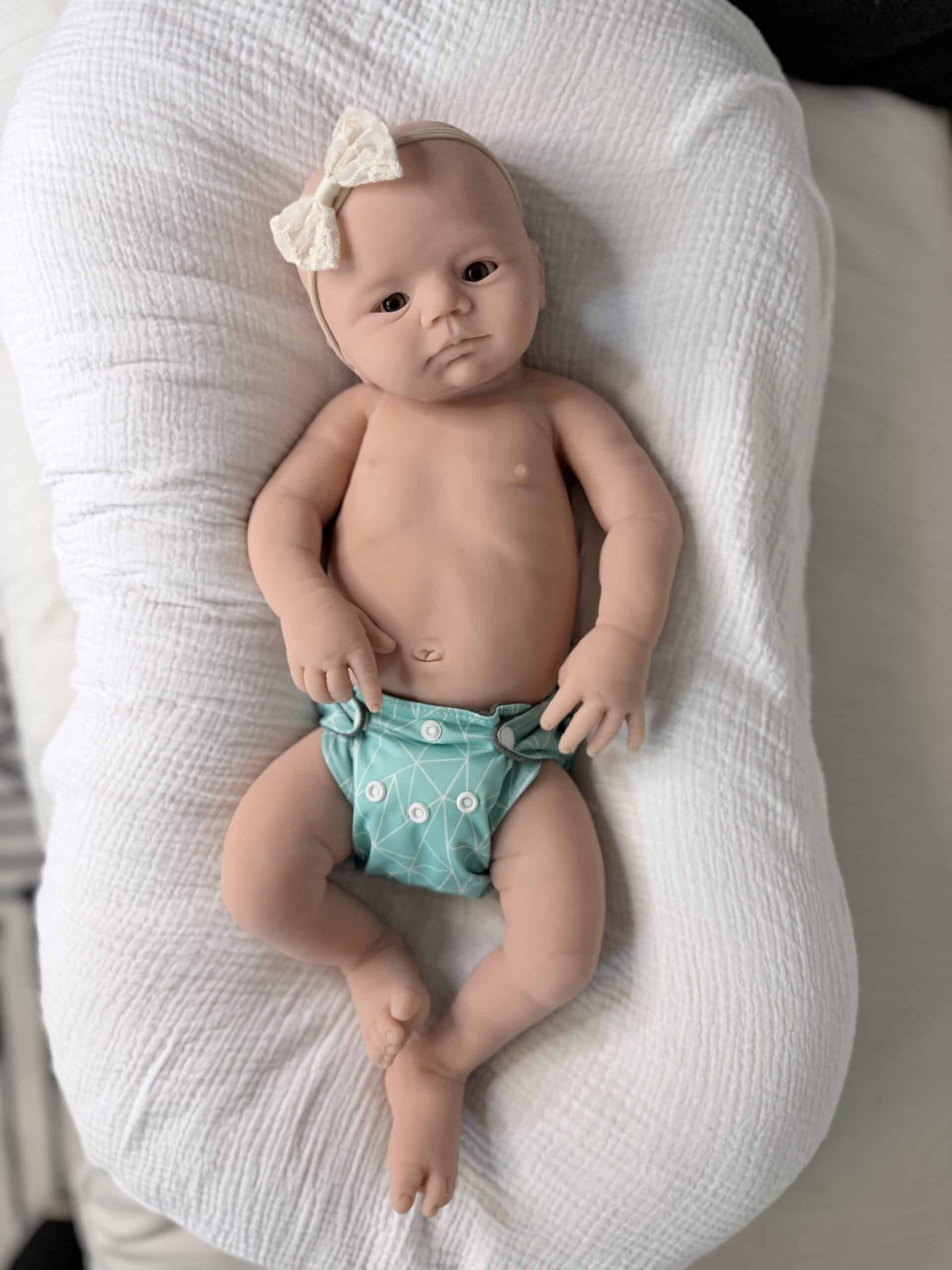Halo Full Body Silicone BLANK doll kit - Image 8