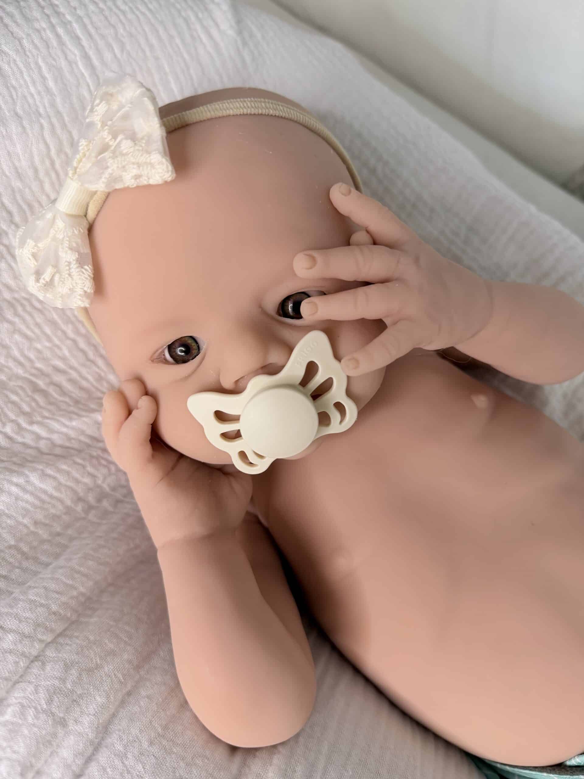 Halo Full Body Silicone BLANK doll kit - Image 11