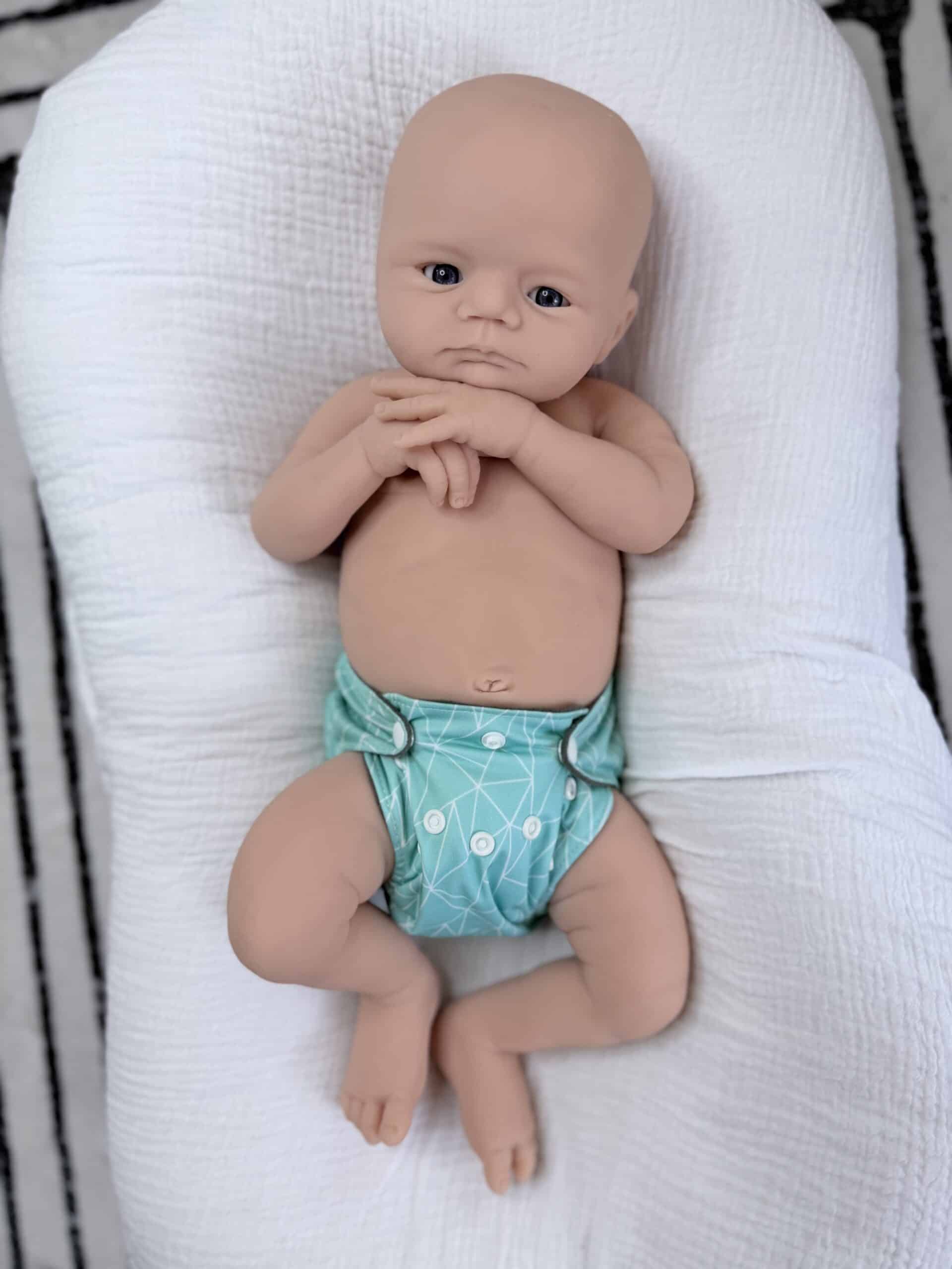 Halo Full Body Silicone BLANK doll kit - Image 12